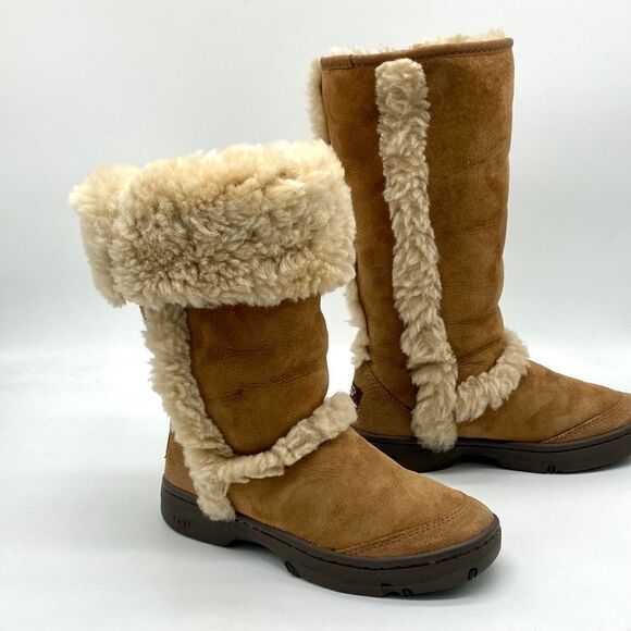 UGG Sunburst Tall Boot - Picture 7 of 12